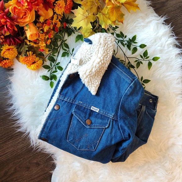 Wrangler Jackets & Blazers -  FALL ARRIVAL  VINTAGE WRANGLER SHERPA JACKET